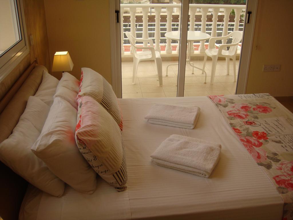 Athena Villa Айя-Напа Экстерьер фото